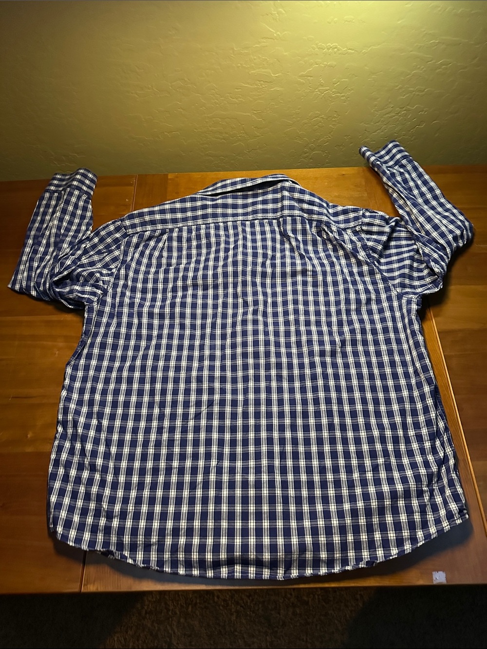 Izod Blue and White Plaid Long-Sleeve Button-Down Shirt XXL - Picture 5 of 7